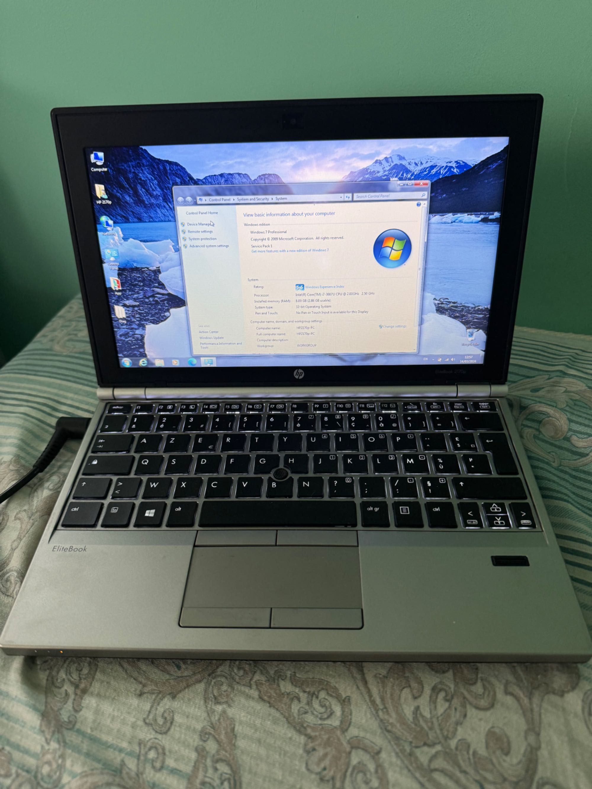 HP Elitebook 2170p i7 8gb SSD