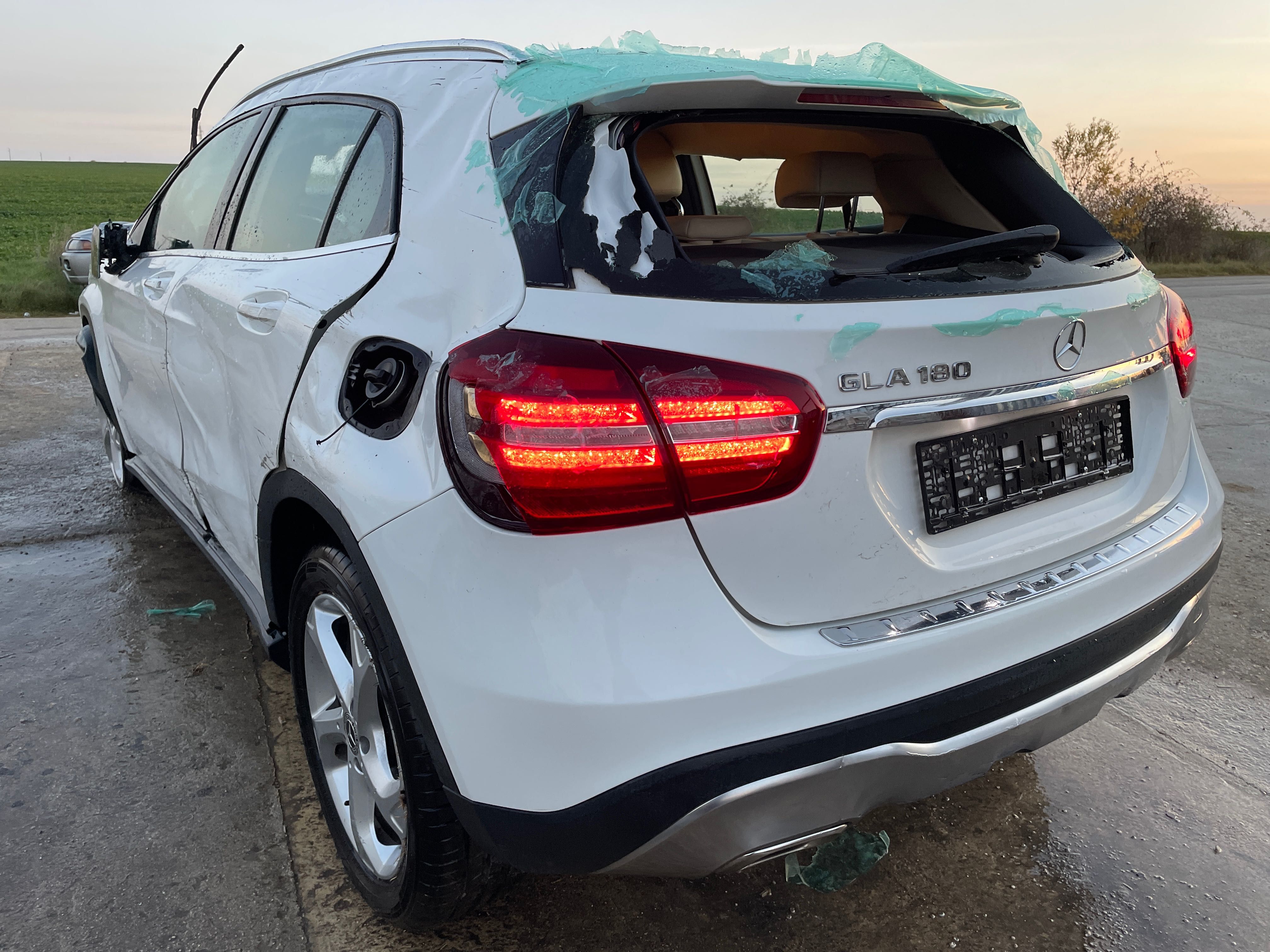 Mercedes GLA 180 X156 двигател 270910 автоматик, 122 кс.., 60 000