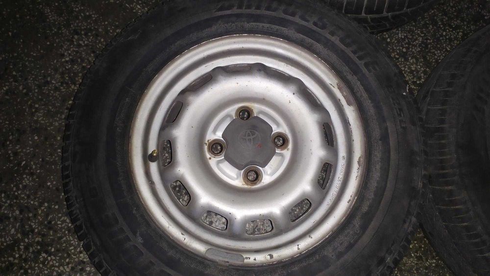 Продавам 5бр. летни гуми с джанти BRIDGESTONE 175/70/13 + джанти.