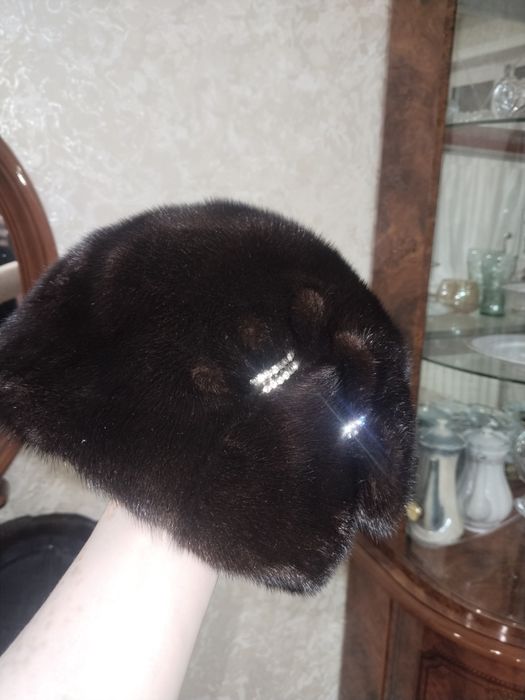 Продам норковую шапку