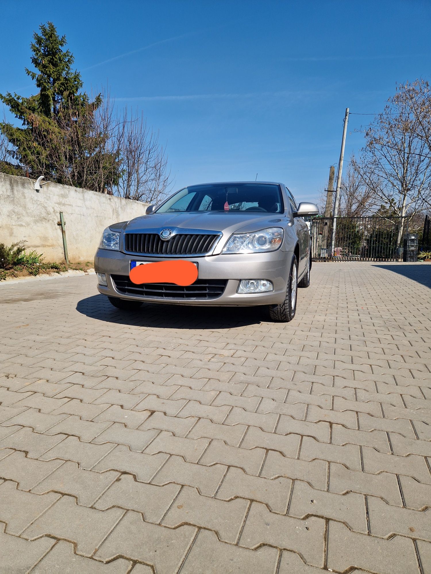 Vând Skoda Octavia