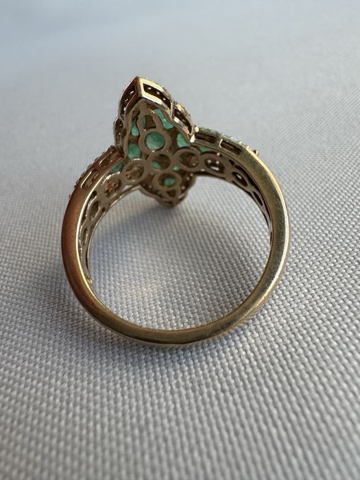 Inel din aur, smaralde si cubic zirconia