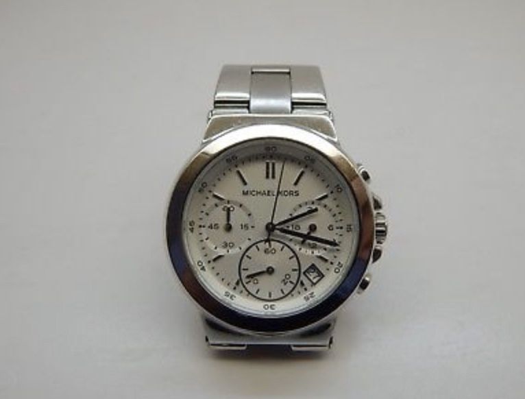 Часовник Michael kors