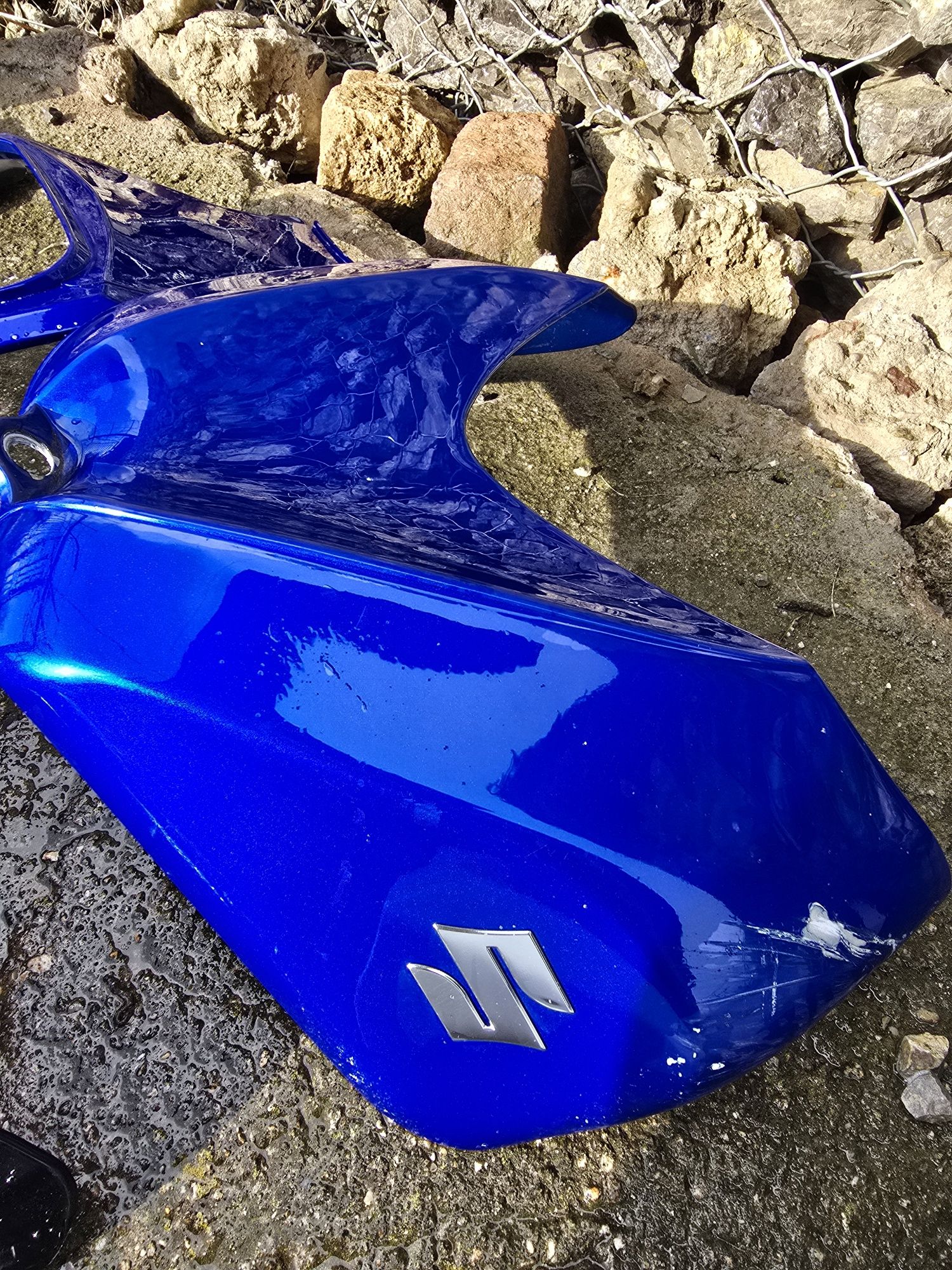 Спойлери за Suzuki k7