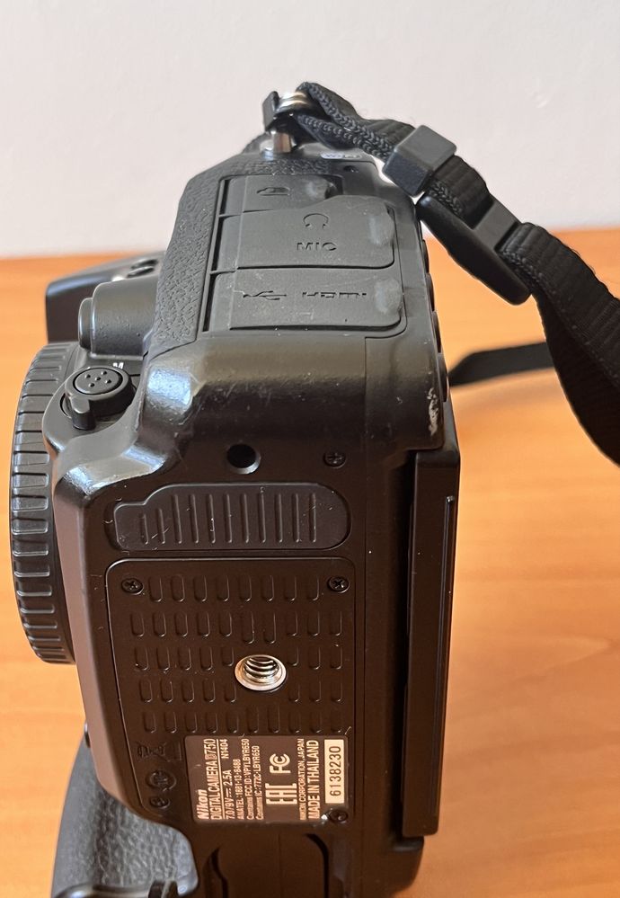N I K O N  D 7 5 0