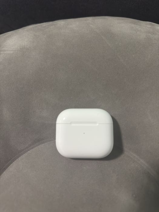 Airpods оригинални