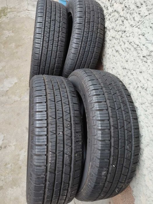 215 65 16 Continental M+S- Ca Noi