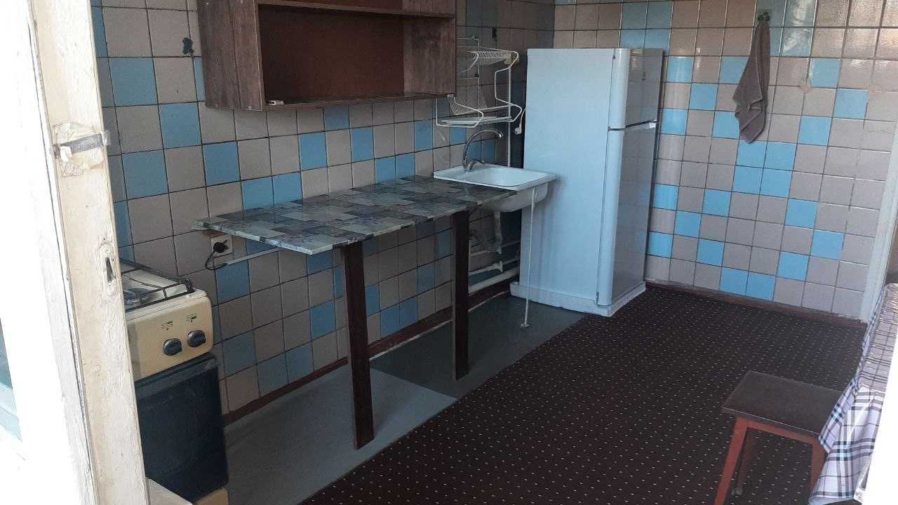 Arenda 2 xonali oilaga beriladi. Metro Dostlik (Дубовий мороженое).