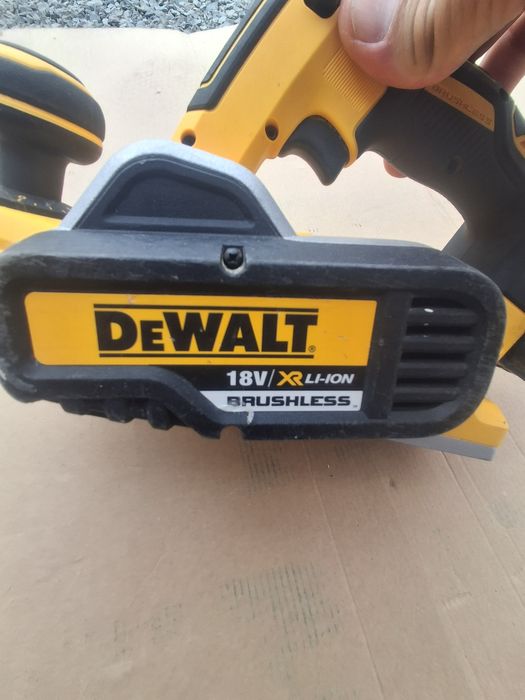 Rindea dewalt DCP 580 .
