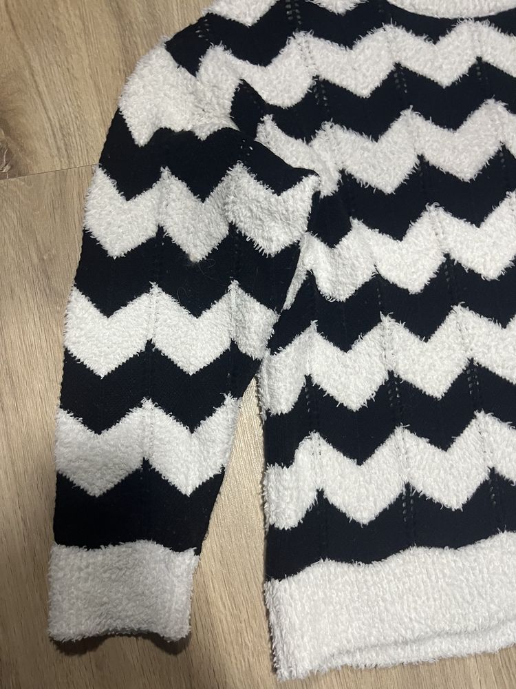 Дамски пуловер, размер S