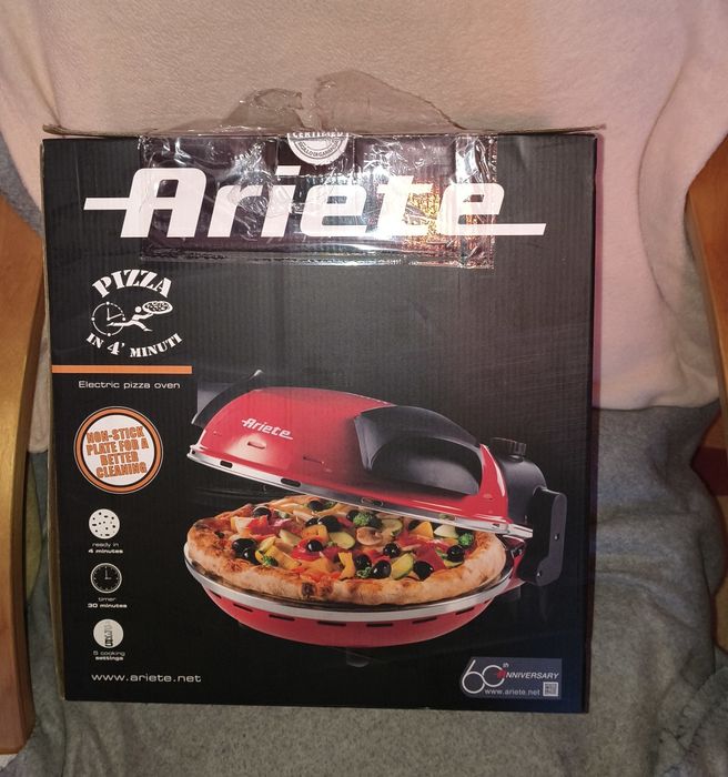 Cuptor electric pentru pizza Ariete 0909/10, nou, sigilat