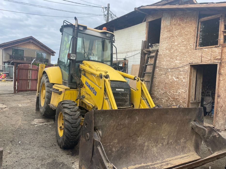 Buldoexcavator komatsu