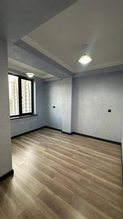 Fargona shaxar 4 xonalik kvartira sotiladi