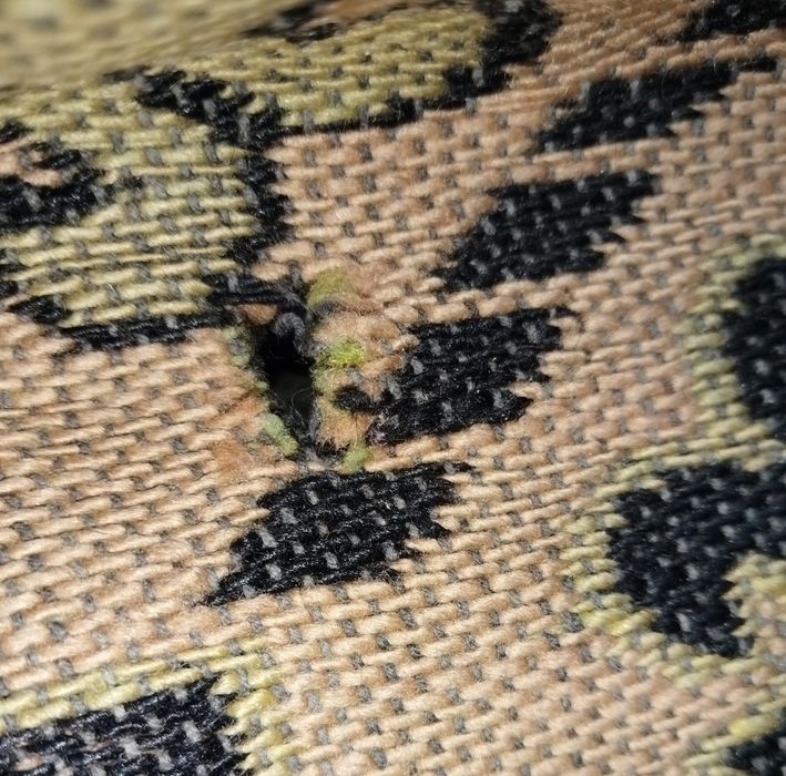 Ръчно тъкан вълнен килим от 80-те години