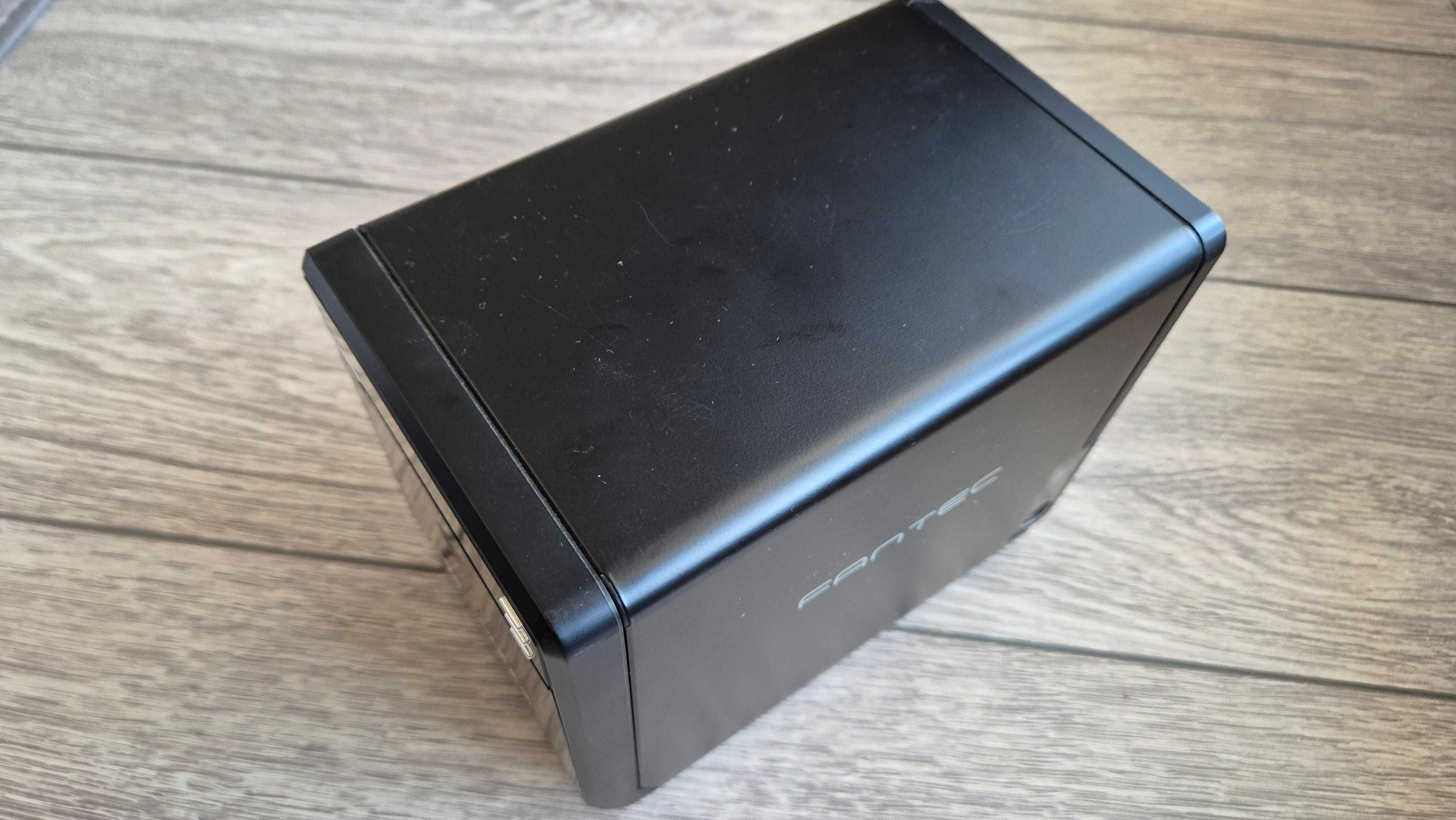 FANTEC QB-35US3-6G – Rack extern pentru 4 HDD SATA, USB 3.0 & eSATA