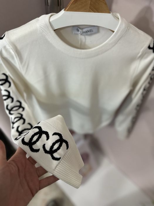 Пуловер Chan el