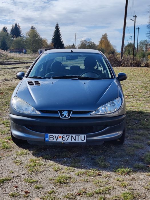Vând Peugeot 206 1.4 benzina