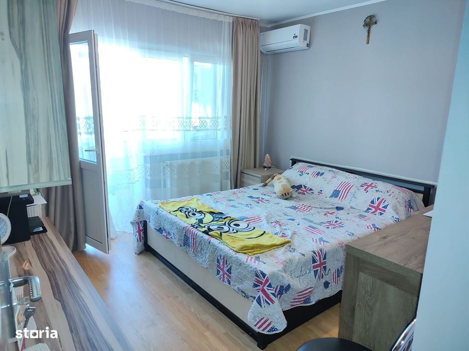 Apartament 2 camere, zona M5/1 - 2 balcoane, renovat complet- la cheie