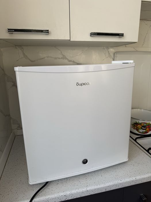 Новый холодильник.