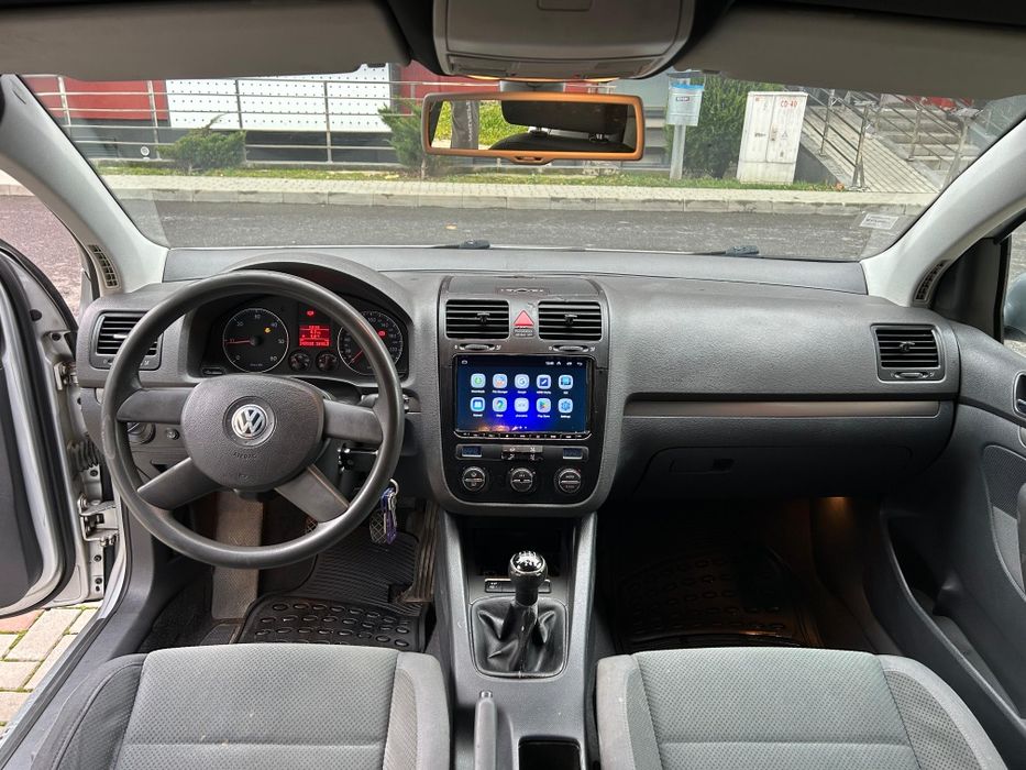 Vând Volkswagen Golf 5, 2.0 TDI 1900 € NEGOCIABIL