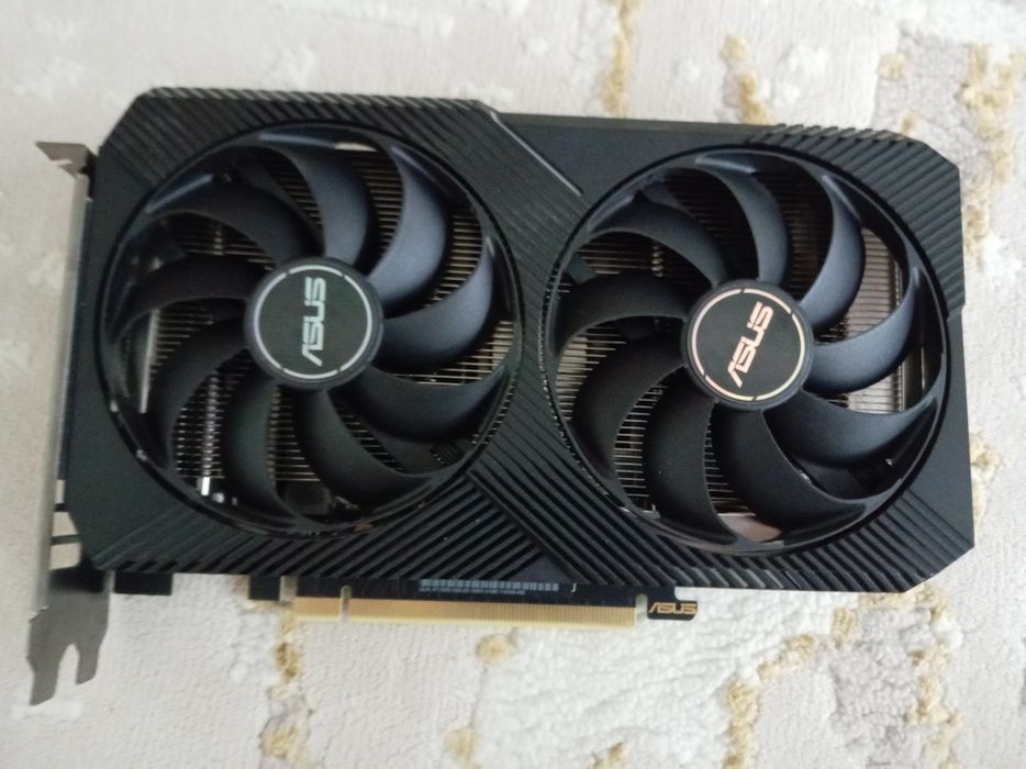 Видеокарта рабочая rtx geforce 3050 8 гб