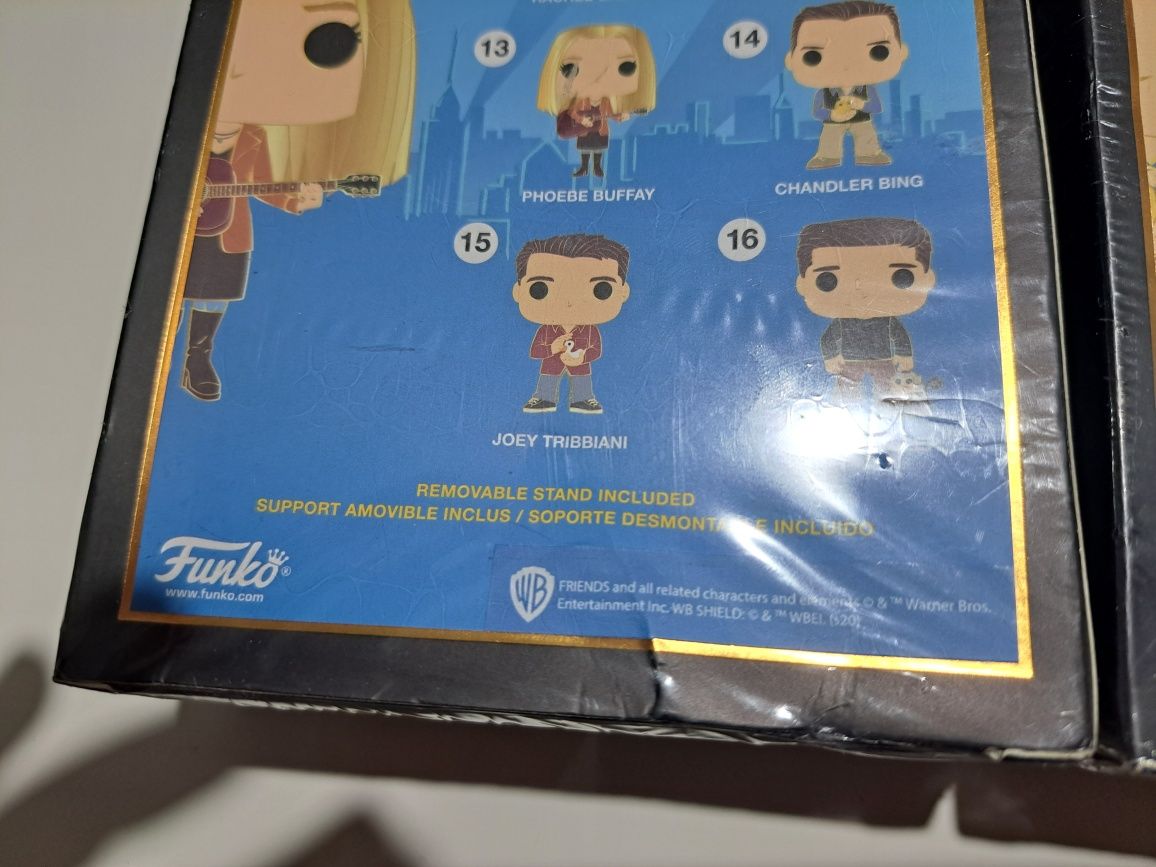 Funko Pop! Pins: Friends Phoebe Buffay