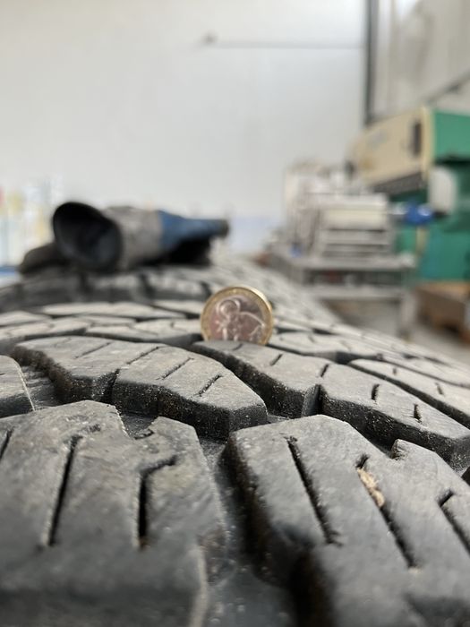 Гуми 285/60/18 A/T