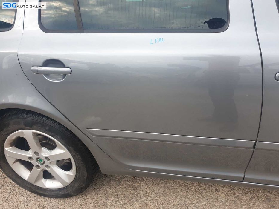 Usa Usi Portiera Portiere Dreapta Spate Dezechipata Skoda Octavia 2 Facelift Break Combi 2008 - 2013 Culoare LF8L