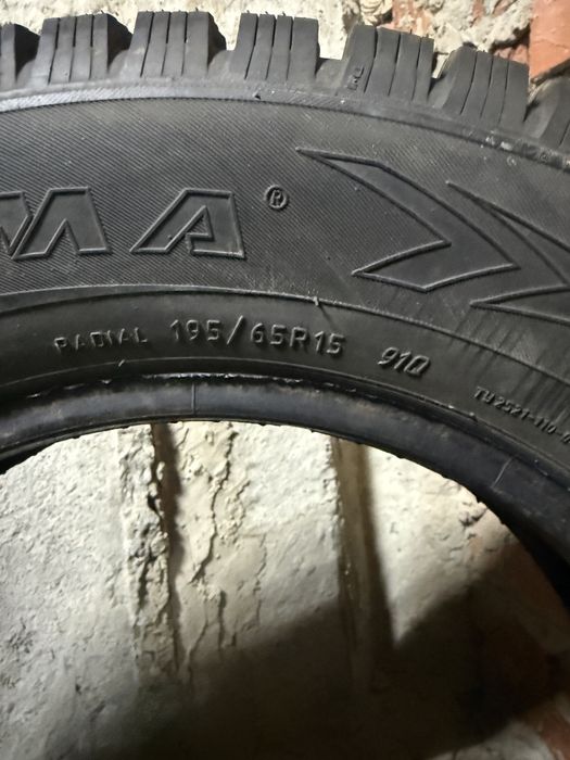 Продам шины новые 195/16 R15
