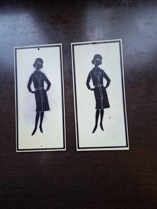 Пластмасови ретро табели за баня и тоалетна