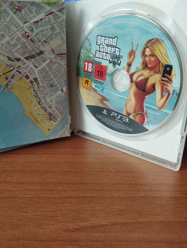 GTA 5 PS3 cu hartă, ambalaj original