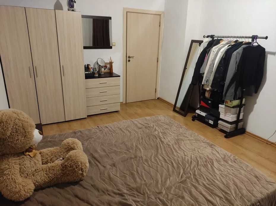 Дава се под наем Тристаен апартамент в Бургас, Меден рудник - зона А - 65 кв.м за 357 € - Снимка #2