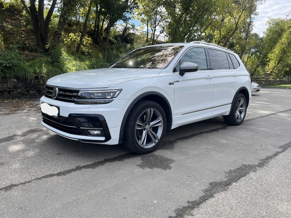 Volkswagen Tiguan Allspace 2xR-Line 2.0TDI 150CP DSG Virtual MatrixLED