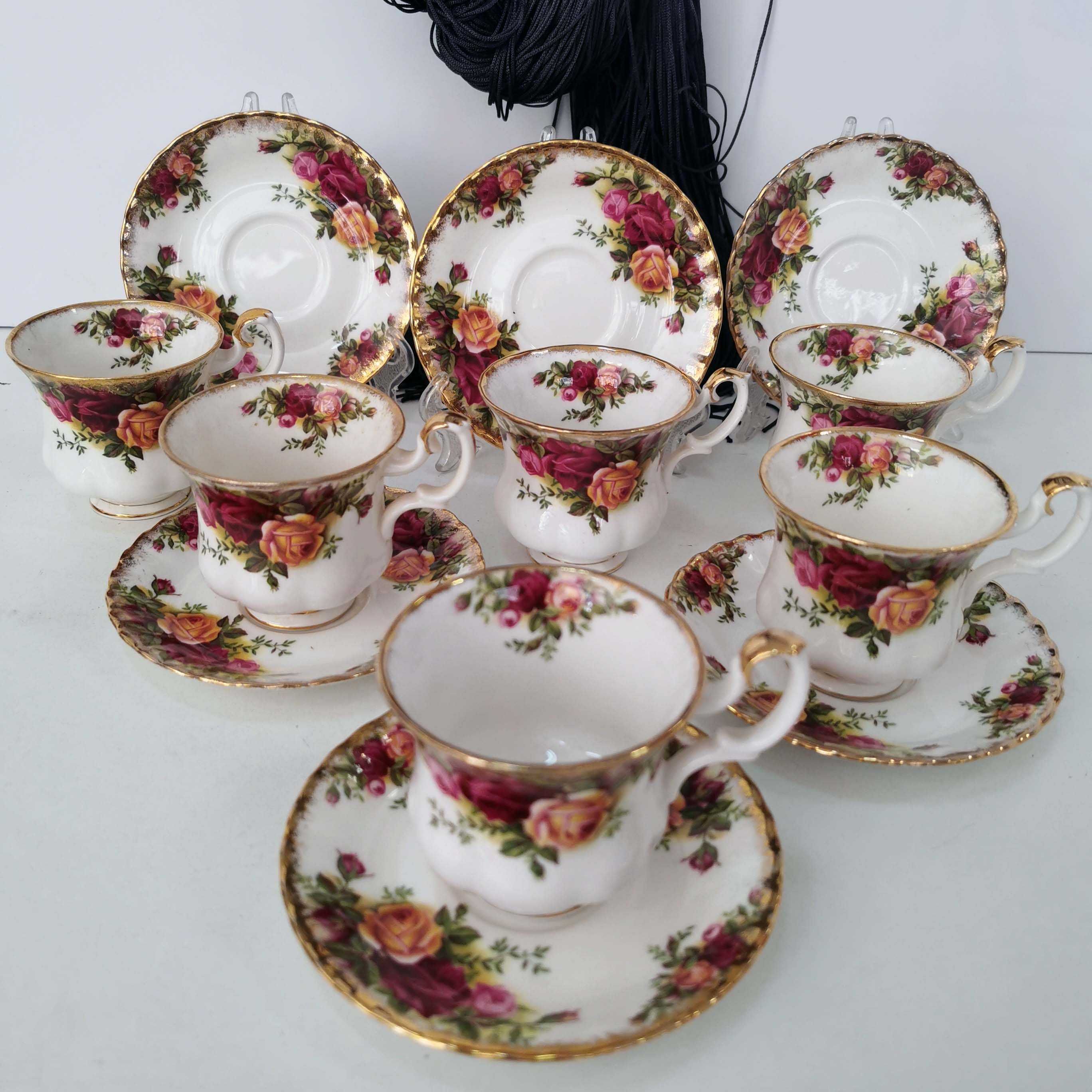 Royal Albert, Old Country Roses, сервиз за чай