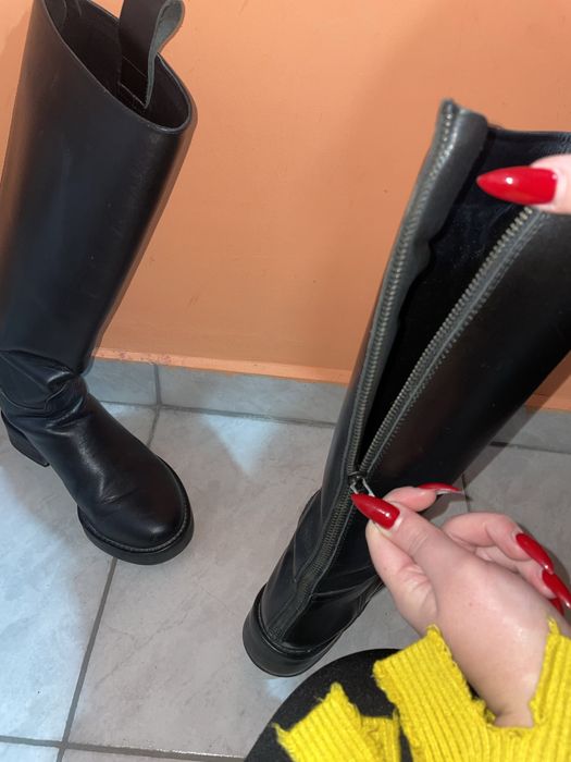 Дамски кожени ботушки