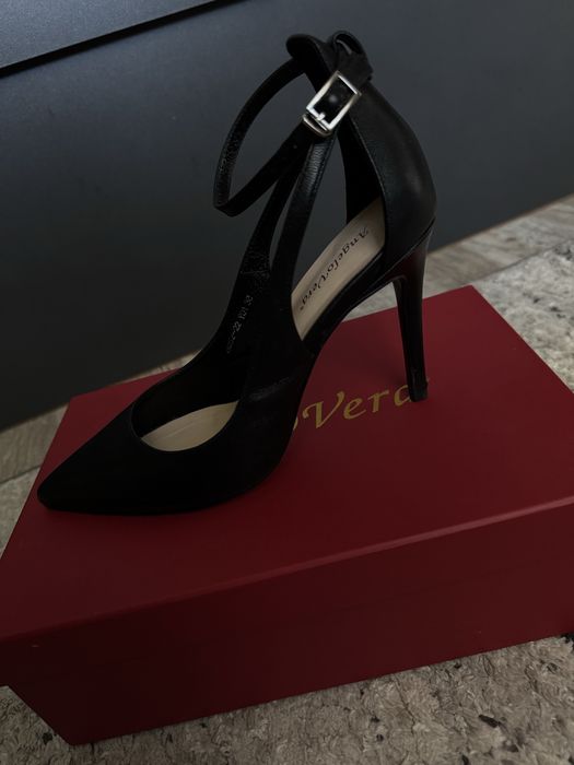 Женские туфли на шпильке