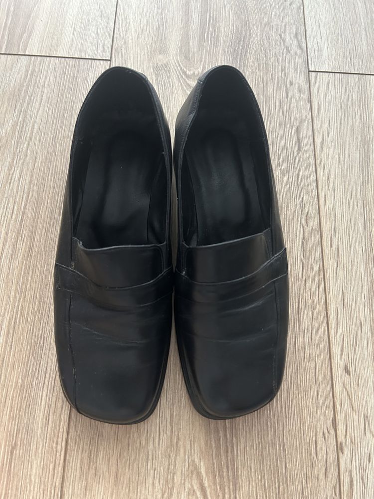 Pantofi piele neagră