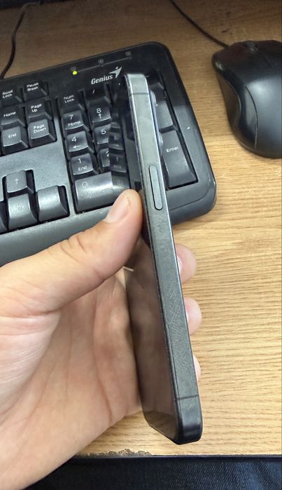 Telefon iPhone 15 Pro 256 GB black titanium, ca nou, la cutie