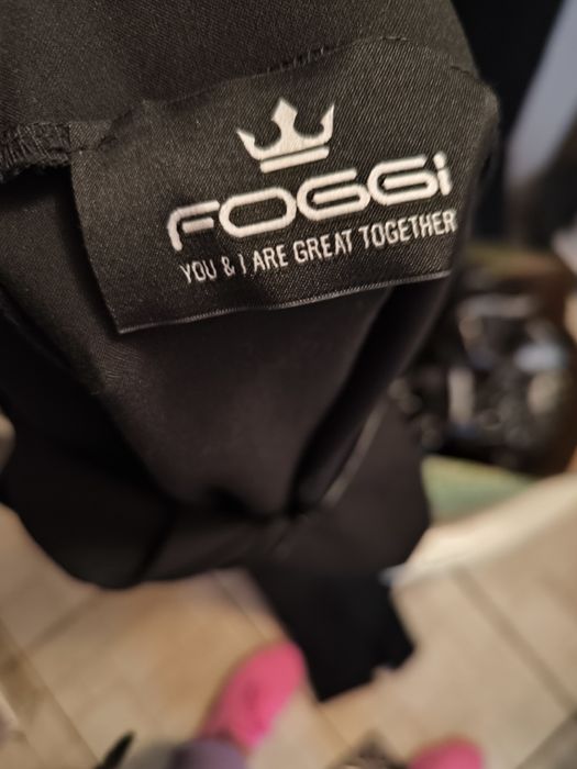 Vând costum 2 piese!