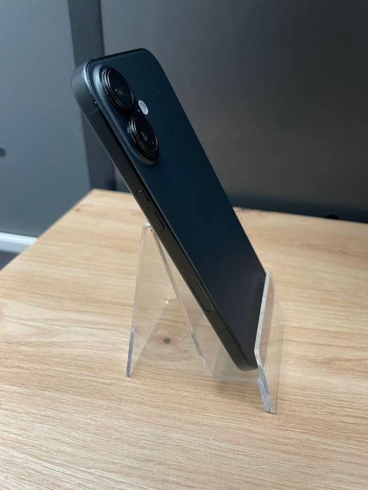 iPhone 16 128Gb baterie 100%