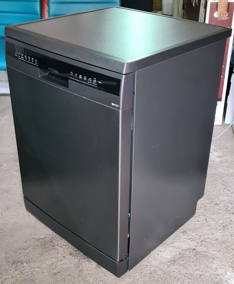 Свободностояща съдомиялна "Siemens" SN23EC14CE iQ300 Black Inox 60cm.