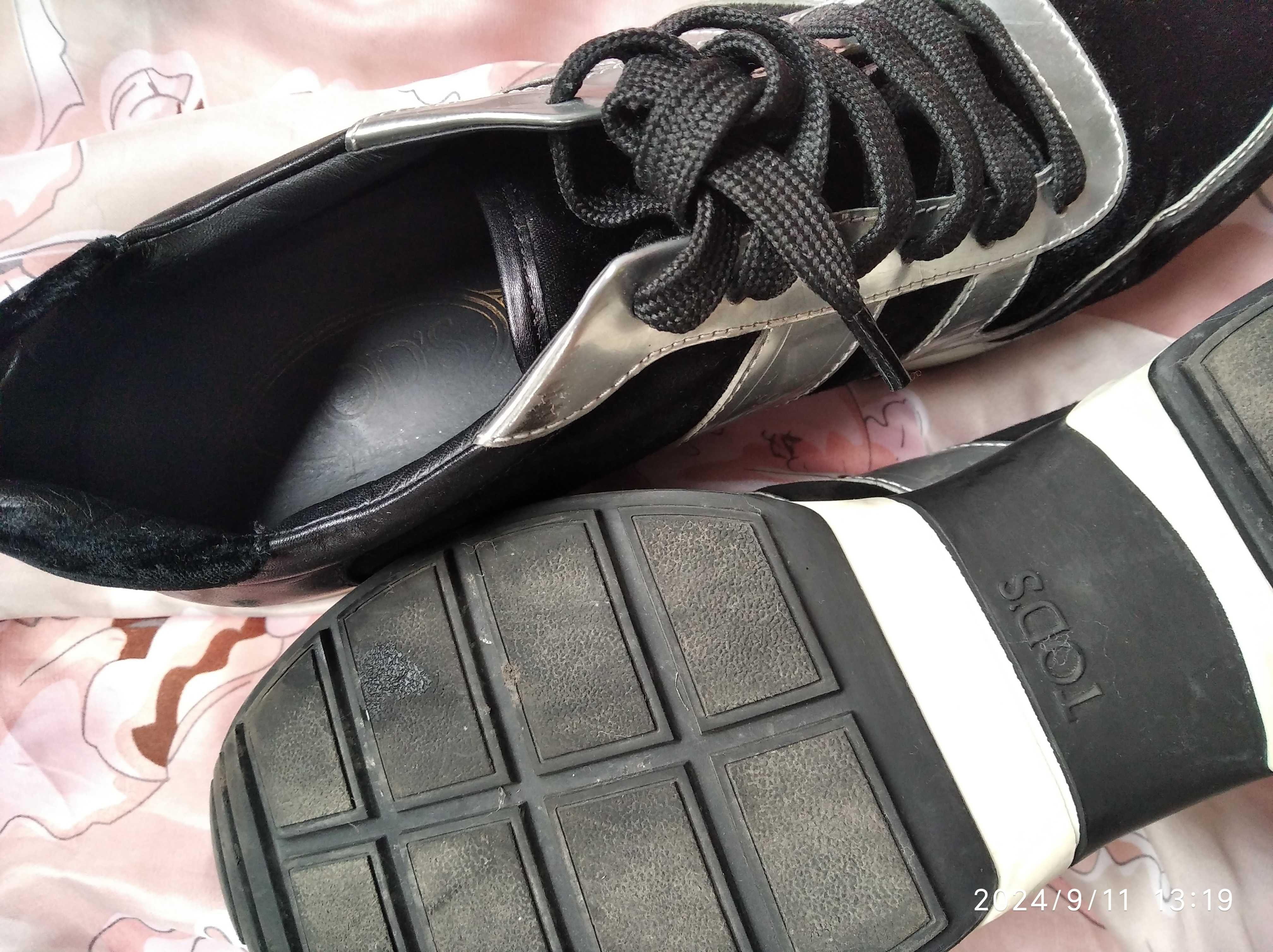 Tods Дамски обувки; кецове нови