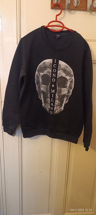 Много запазени няма скъсано изцапано!!!