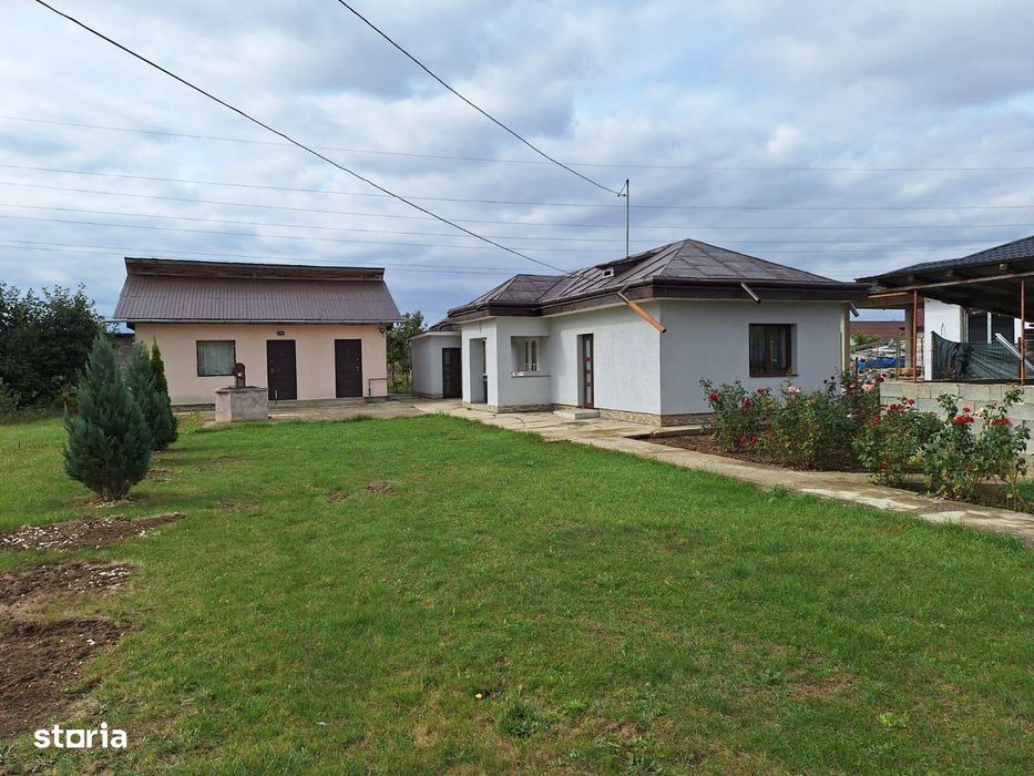 De vanzare casa la 5 min de Roman, Teren 1070 mp, 78.000 euro
