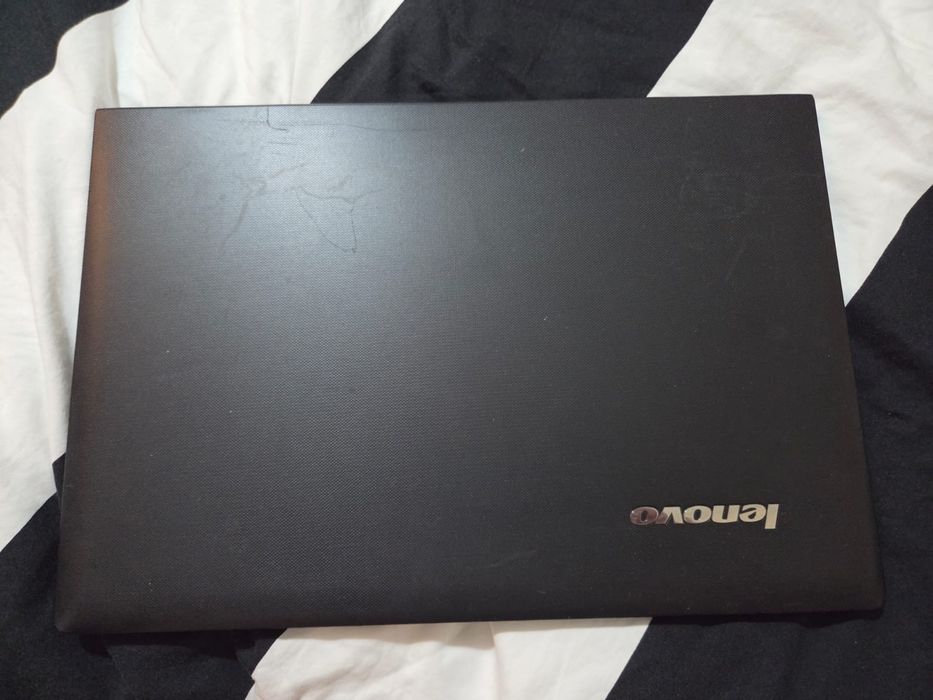 Лаптоп Lenovo g50-45