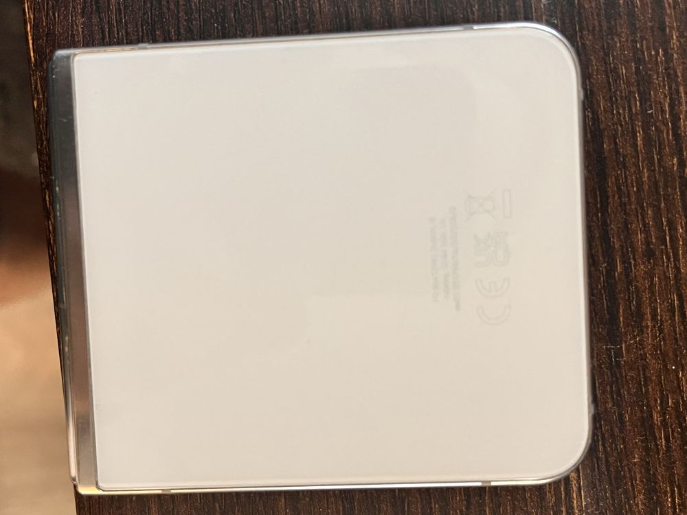 Samsung Galaxy Z Flip5