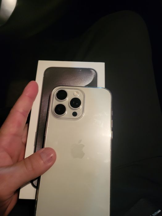 iPhone 15 pro max 256 gb