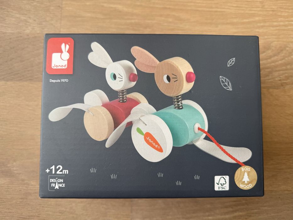 Семейство зайци за дърпане