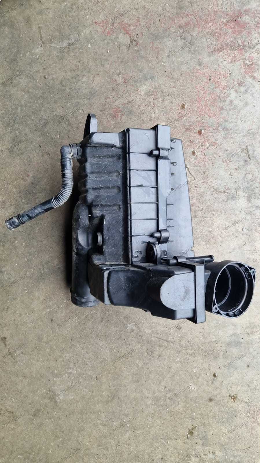 Carcasa filtru aer VW Passat B6