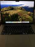 МНОГО ЗАПЕЗЕН Macbook Pro 512 GB